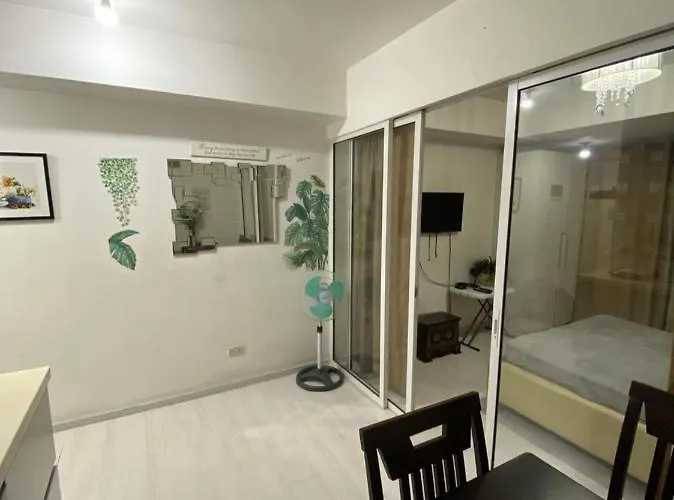 Resort Azure Urban Residences